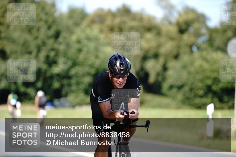 07.09.2025 - 19. Norderstedt Triathlon Michael Burmester http://msf.ph/oto/8838458 07.09.2025 14:30:44 Radfahren 989, 1000, 1022 meine-sportfotos.de