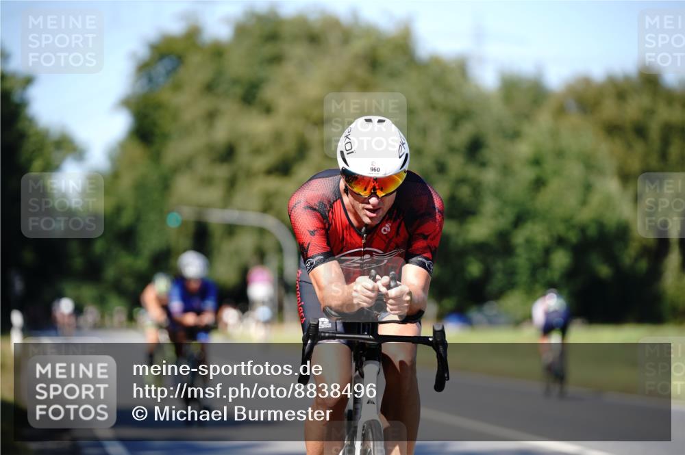 07.09.2025 - 19. Norderstedt Triathlon Michael Burmester http://msf.ph/oto/8838496 07.09.2025 14:31:17 Radfahren 960, 1010, 1016, 1447, 1457, 1496 meine-sportfotos.de