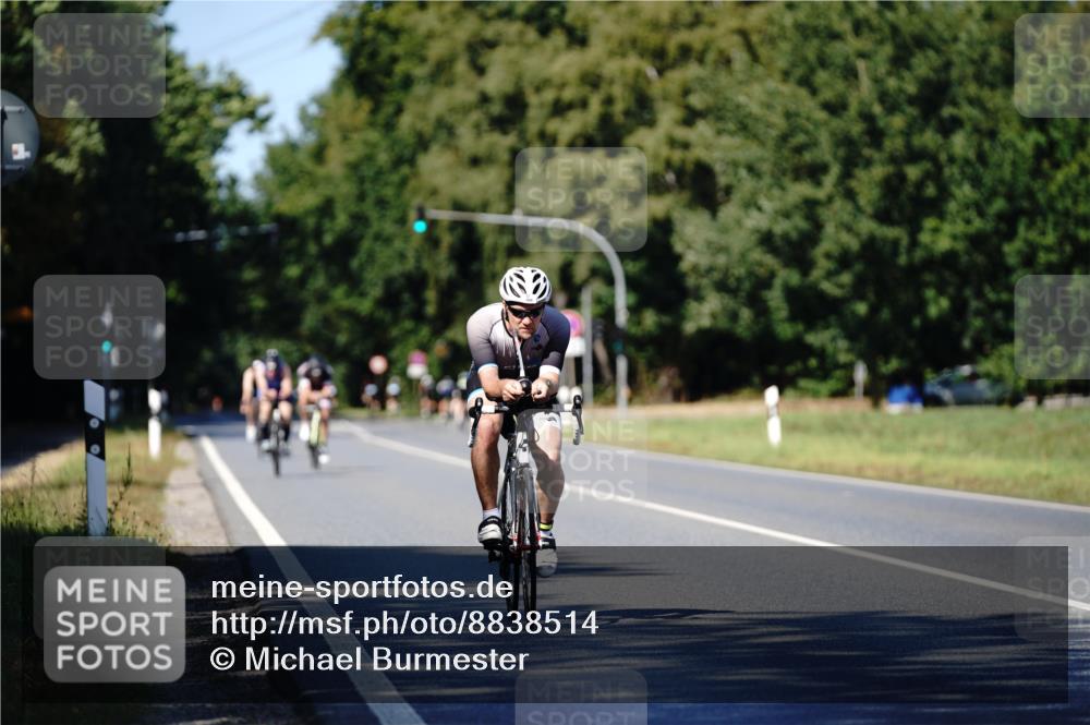 07.09.2025 - 19. Norderstedt Triathlon Michael Burmester http://msf.ph/oto/8838514 07.09.2025 14:31:29 Radfahren 441, 991 meine-sportfotos.de