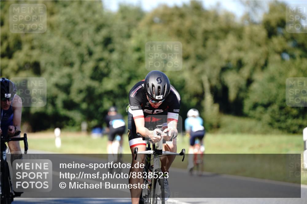 07.09.2025 - 19. Norderstedt Triathlon Michael Burmester http://msf.ph/oto/8838523 07.09.2025 14:31:35 Radfahren 967, 986, 995 meine-sportfotos.de