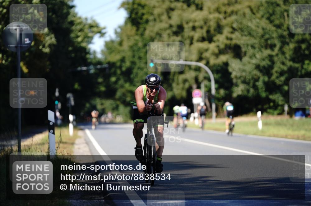 07.09.2025 - 19. Norderstedt Triathlon Michael Burmester http://msf.ph/oto/8838534 07.09.2025 14:31:53 Radfahren 1005 meine-sportfotos.de
