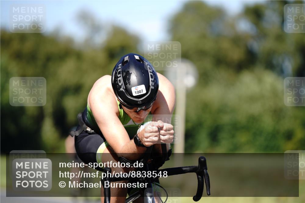 07.09.2025 - 19. Norderstedt Triathlon Michael Burmester http://msf.ph/oto/8838548 07.09.2025 14:32:06 Radfahren 1007 meine-sportfotos.de