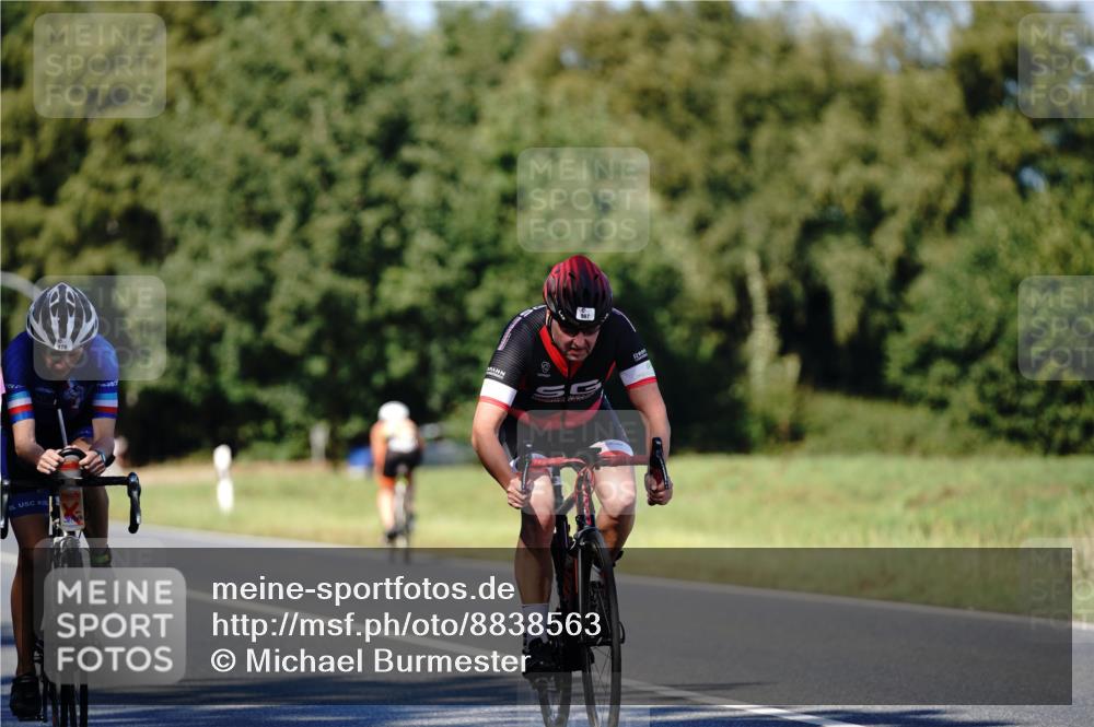 07.09.2025 - 19. Norderstedt Triathlon Michael Burmester http://msf.ph/oto/8838563 07.09.2025 14:32:24 Radfahren 473, 479, 987 meine-sportfotos.de