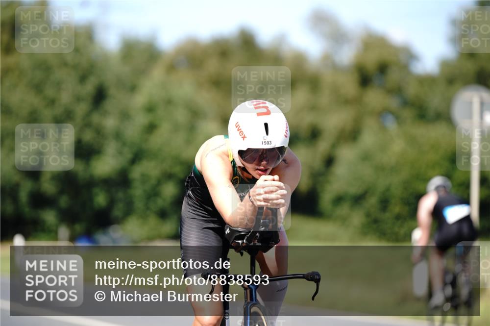 07.09.2025 - 19. Norderstedt Triathlon Michael Burmester http://msf.ph/oto/8838593 07.09.2025 14:32:51 Radfahren 1025, 1503 meine-sportfotos.de
