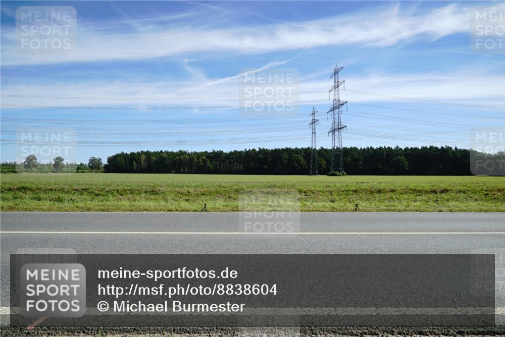07.09.2025 - 19. Norderstedt Triathlon Michael Burmester http://msf.ph/oto/8838604 07.09.2025 12:07:56 Radfahren 1276 meine-sportfotos.de