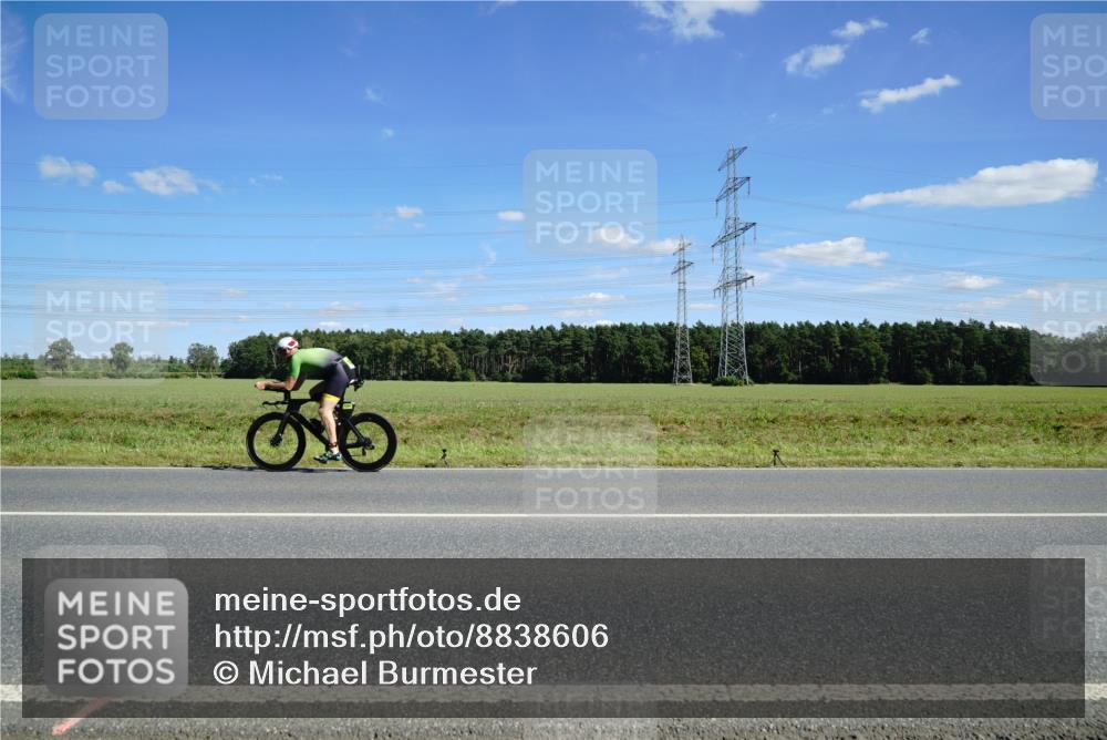 07.09.2025 - 19. Norderstedt Triathlon Michael Burmester http://msf.ph/oto/8838606 07.09.2025 14:17:15 Radfahren 398, 400, 420, 981, 1034 meine-sportfotos.de