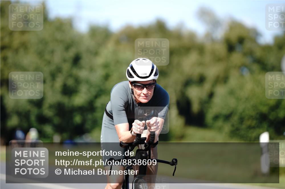 07.09.2025 - 19. Norderstedt Triathlon Michael Burmester http://msf.ph/oto/8838609 07.09.2025 14:32:58 Radfahren 983, 1508 meine-sportfotos.de