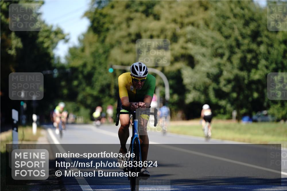 07.09.2025 - 19. Norderstedt Triathlon Michael Burmester http://msf.ph/oto/8838624 07.09.2025 14:33:13 Radfahren 1032 meine-sportfotos.de