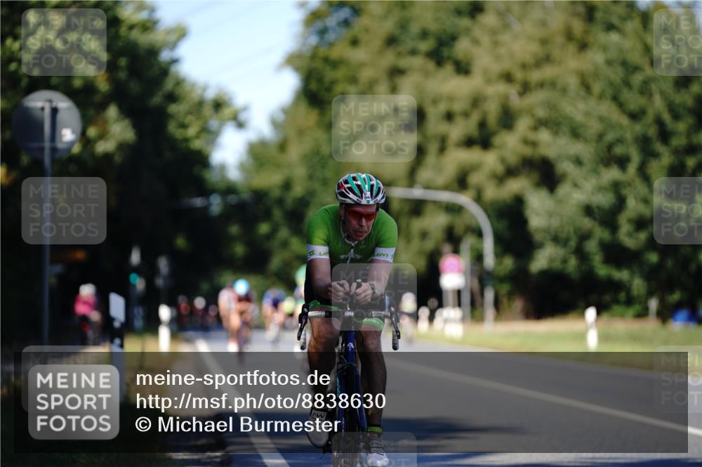 07.09.2025 - 19. Norderstedt Triathlon Michael Burmester http://msf.ph/oto/8838630 07.09.2025 14:33:18 Radfahren 442, 1004, 1502 meine-sportfotos.de