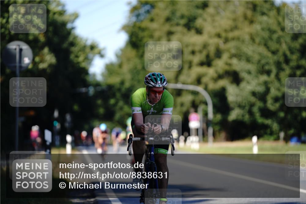 07.09.2025 - 19. Norderstedt Triathlon Michael Burmester http://msf.ph/oto/8838631 07.09.2025 14:33:18 Radfahren 442, 1004, 1502 meine-sportfotos.de