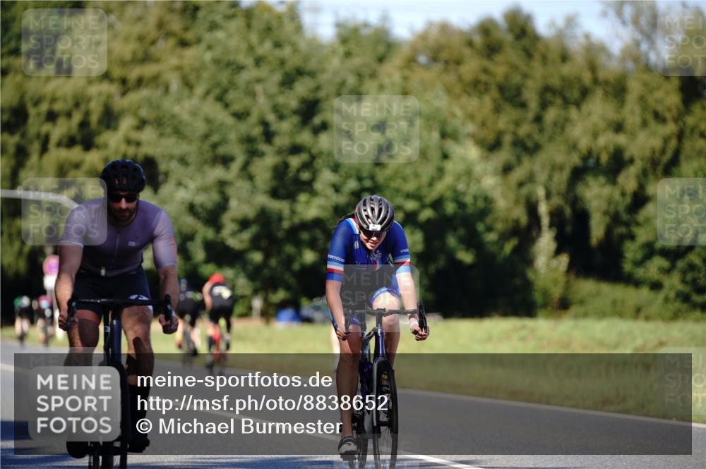 07.09.2025 - 19. Norderstedt Triathlon Michael Burmester http://msf.ph/oto/8838652 07.09.2025 14:33:26 Radfahren 438, 480, 872 meine-sportfotos.de