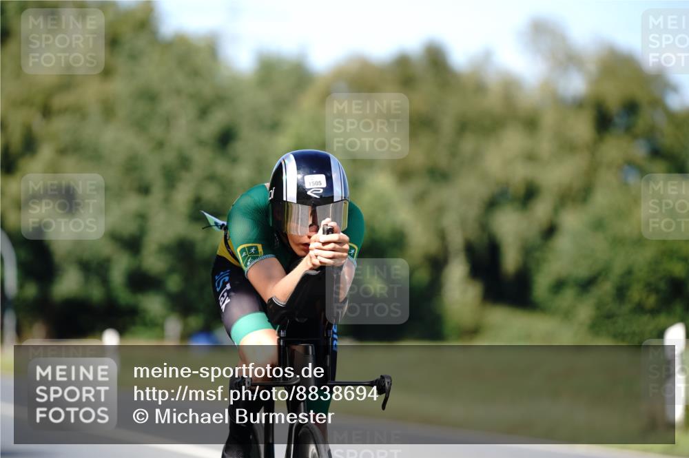 07.09.2025 - 19. Norderstedt Triathlon Michael Burmester http://msf.ph/oto/8838694 07.09.2025 14:33:54 Radfahren 369, 455, 1505 meine-sportfotos.de