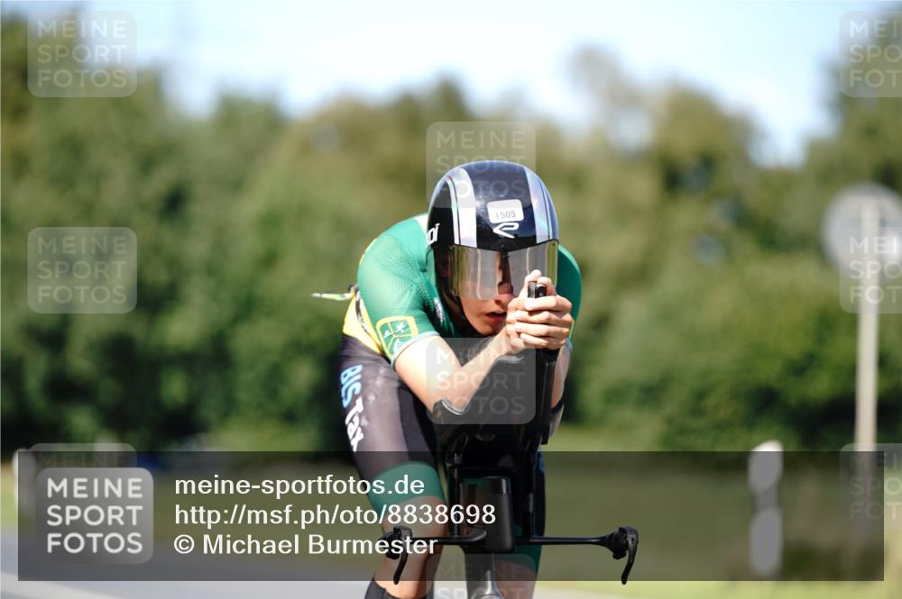 07.09.2025 - 19. Norderstedt Triathlon Michael Burmester http://msf.ph/oto/8838698 07.09.2025 14:33:54 Radfahren 369, 455, 1505 meine-sportfotos.de