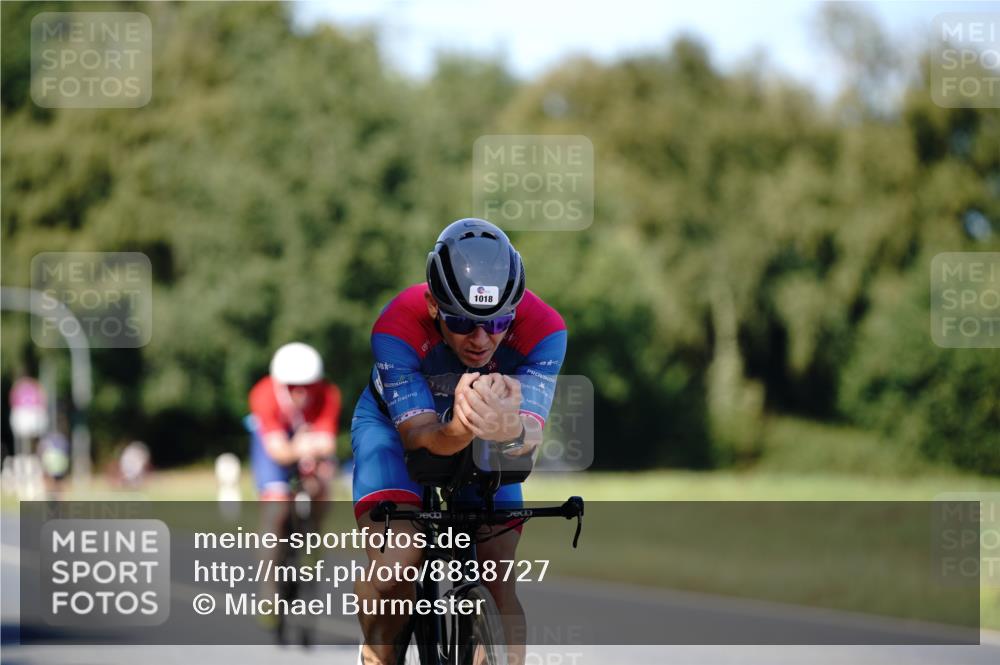 07.09.2025 - 19. Norderstedt Triathlon Michael Burmester http://msf.ph/oto/8838727 07.09.2025 14:34:17 Radfahren 366, 1018, 1439 meine-sportfotos.de