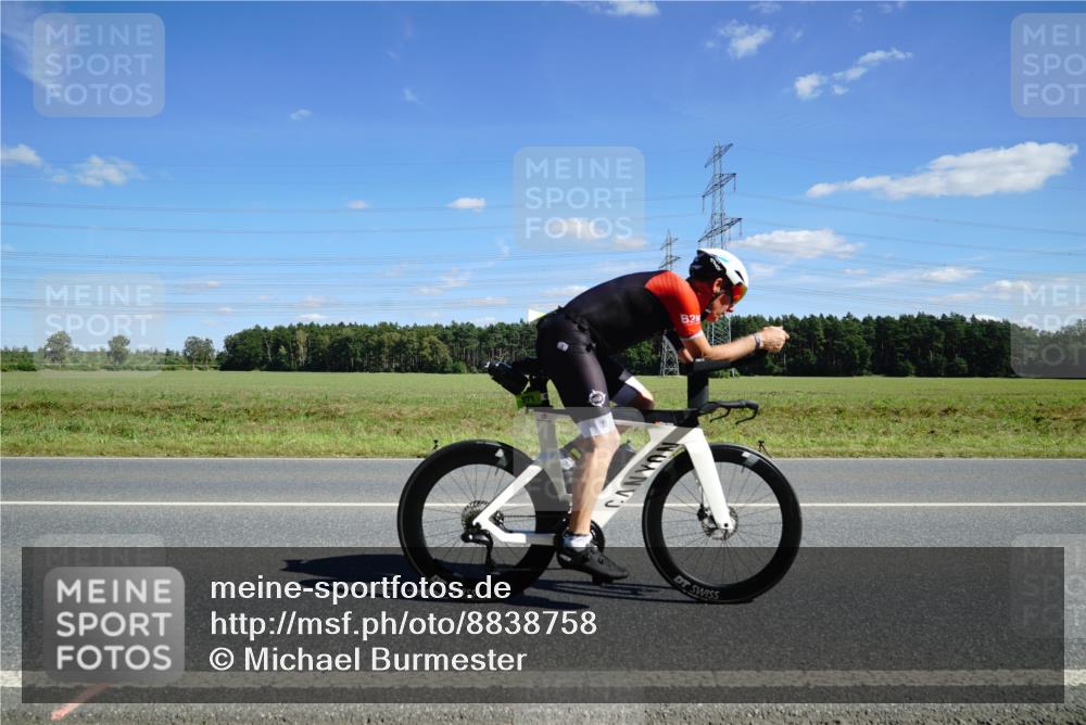 07.09.2025 - 19. Norderstedt Triathlon Michael Burmester http://msf.ph/oto/8838758 07.09.2025 14:18:19 Radfahren 971, 1022 meine-sportfotos.de
