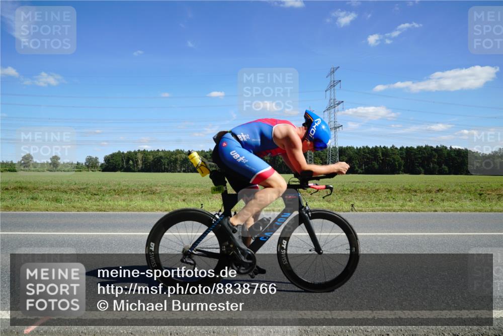 07.09.2025 - 19. Norderstedt Triathlon Michael Burmester http://msf.ph/oto/8838766 07.09.2025 14:18:20 Radfahren 971, 1022 meine-sportfotos.de