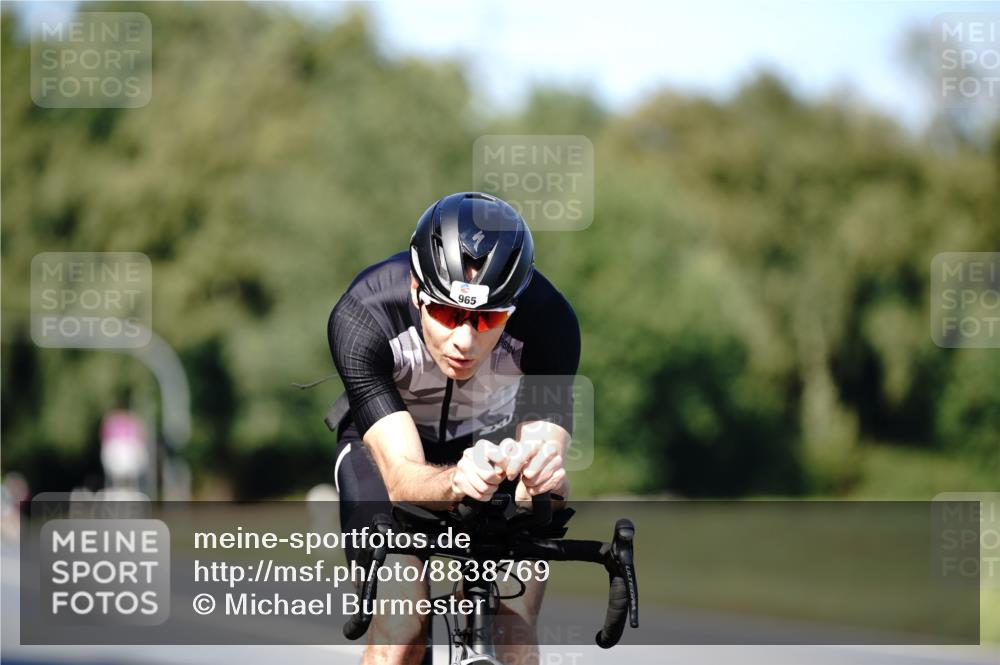 07.09.2025 - 19. Norderstedt Triathlon Michael Burmester http://msf.ph/oto/8838769 07.09.2025 14:34:55 Radfahren 417, 447, 965, 978 meine-sportfotos.de