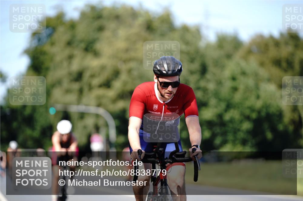 07.09.2025 - 19. Norderstedt Triathlon Michael Burmester http://msf.ph/oto/8838779 07.09.2025 14:35:03 Radfahren 377, 1497 meine-sportfotos.de