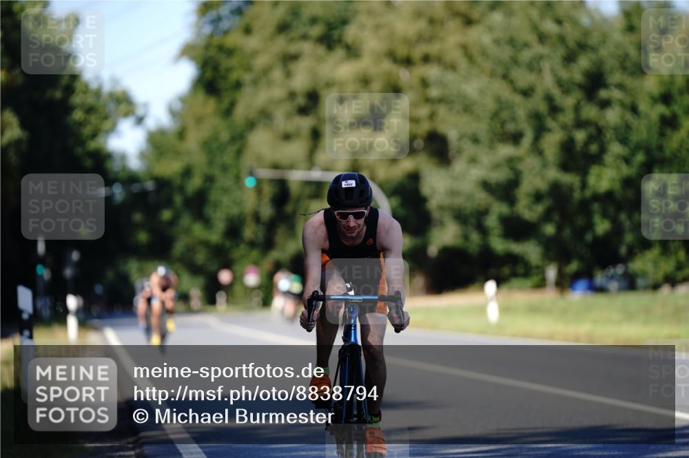 07.09.2025 - 19. Norderstedt Triathlon Michael Burmester http://msf.ph/oto/8838794 07.09.2025 14:35:11 Radfahren 458, 1002 meine-sportfotos.de