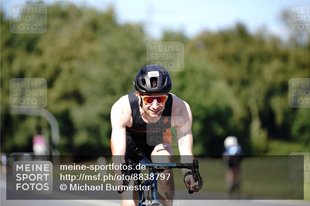 07.09.2025 - 19. Norderstedt Triathlon Michael Burmester http://msf.ph/oto/8838797 07.09.2025 14:35:12 Radfahren 1002 meine-sportfotos.de