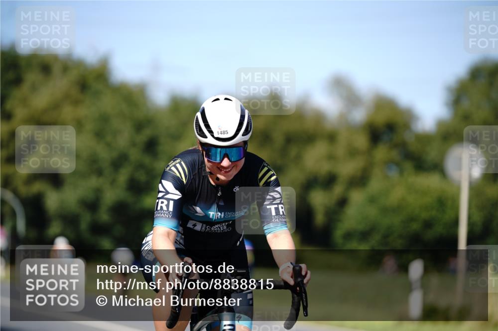07.09.2025 - 19. Norderstedt Triathlon Michael Burmester http://msf.ph/oto/8838815 07.09.2025 14:35:30 Radfahren 1485 meine-sportfotos.de