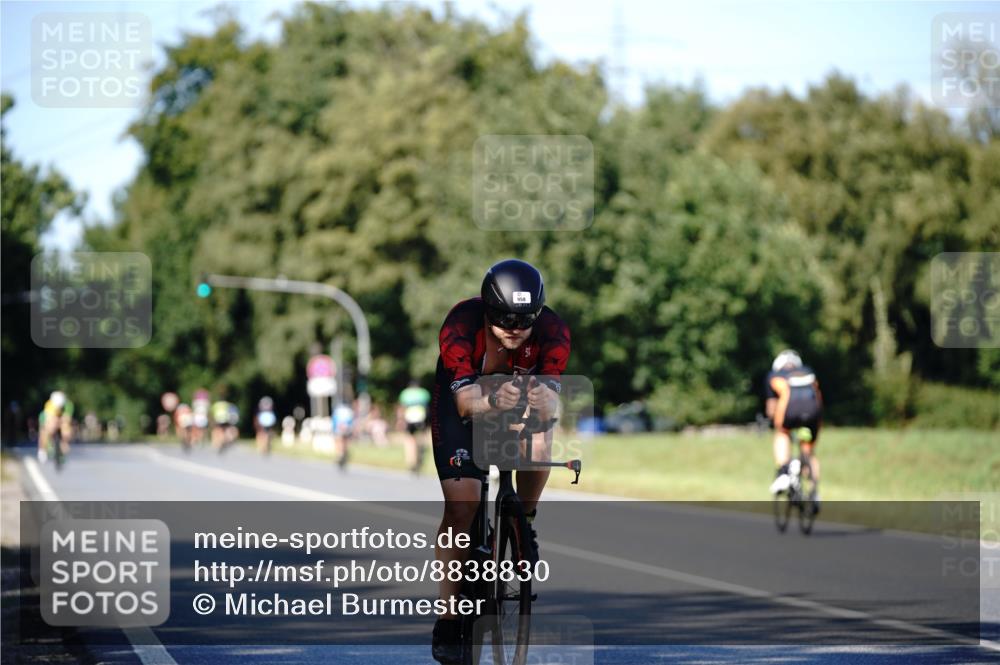 07.09.2025 - 19. Norderstedt Triathlon Michael Burmester http://msf.ph/oto/8838830 07.09.2025 14:35:42 Radfahren 958 meine-sportfotos.de
