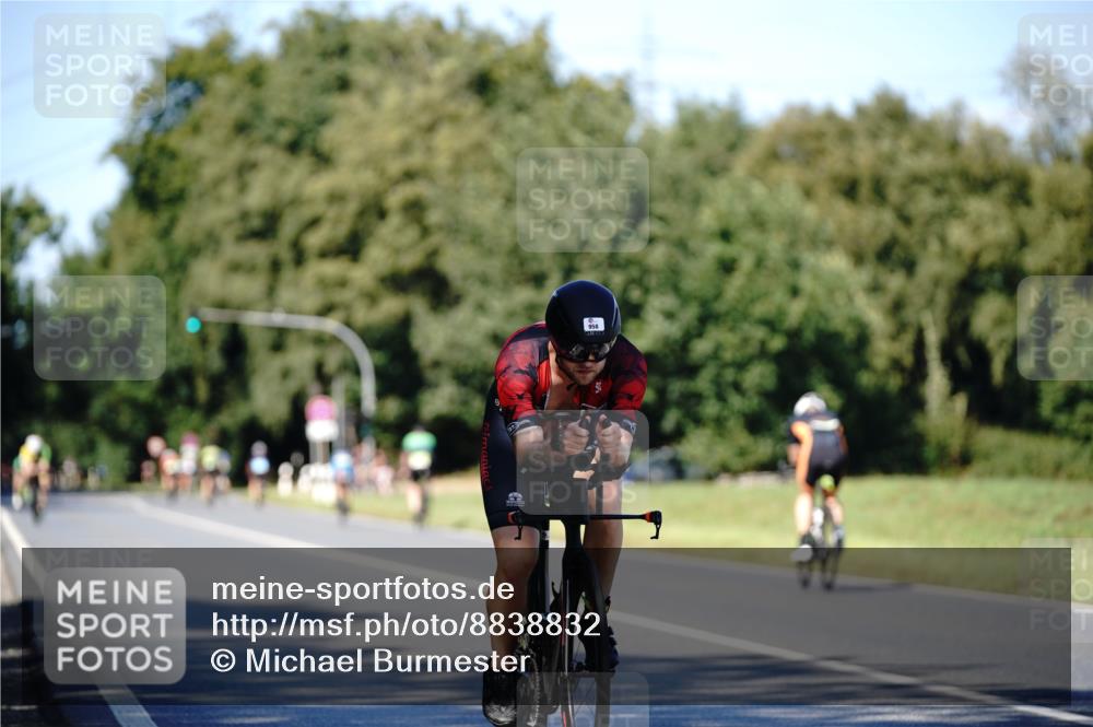 07.09.2025 - 19. Norderstedt Triathlon Michael Burmester http://msf.ph/oto/8838832 07.09.2025 14:35:42 Radfahren 958 meine-sportfotos.de