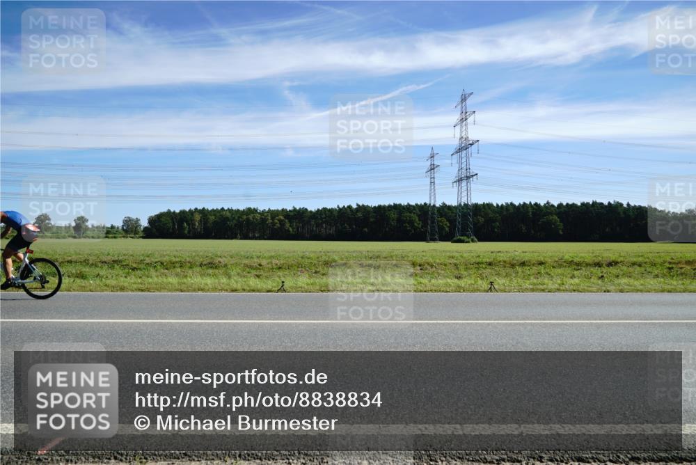 07.09.2025 - 19. Norderstedt Triathlon Michael Burmester http://msf.ph/oto/8838834 07.09.2025 12:09:06 Radfahren 1290 meine-sportfotos.de