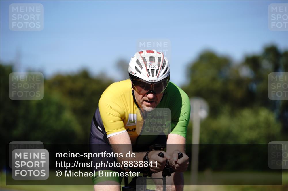 07.09.2025 - 19. Norderstedt Triathlon Michael Burmester http://msf.ph/oto/8838841 07.09.2025 14:35:51 Radfahren 1029 meine-sportfotos.de