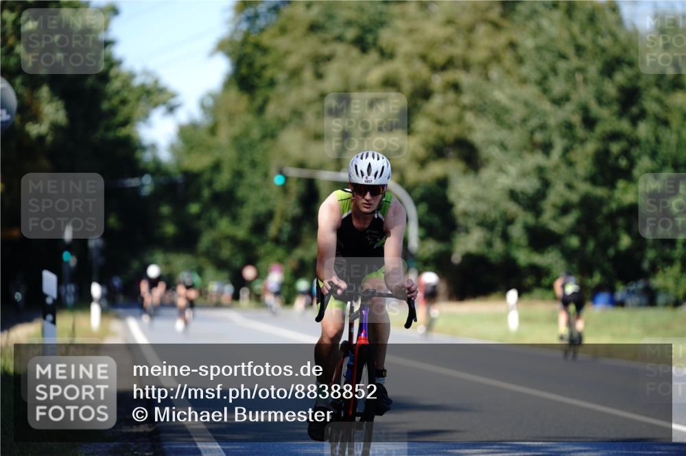 07.09.2025 - 19. Norderstedt Triathlon Michael Burmester http://msf.ph/oto/8838852 07.09.2025 14:35:58 Radfahren 465, 1017, 1500 meine-sportfotos.de