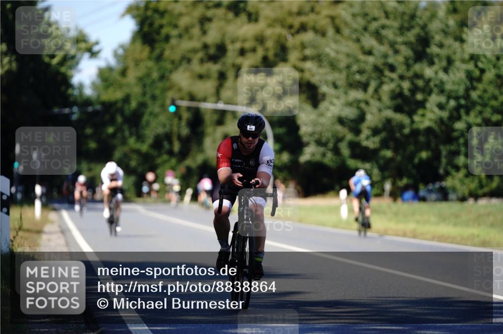 07.09.2025 - 19. Norderstedt Triathlon Michael Burmester http://msf.ph/oto/8838864 07.09.2025 14:36:12 Radfahren 968 meine-sportfotos.de