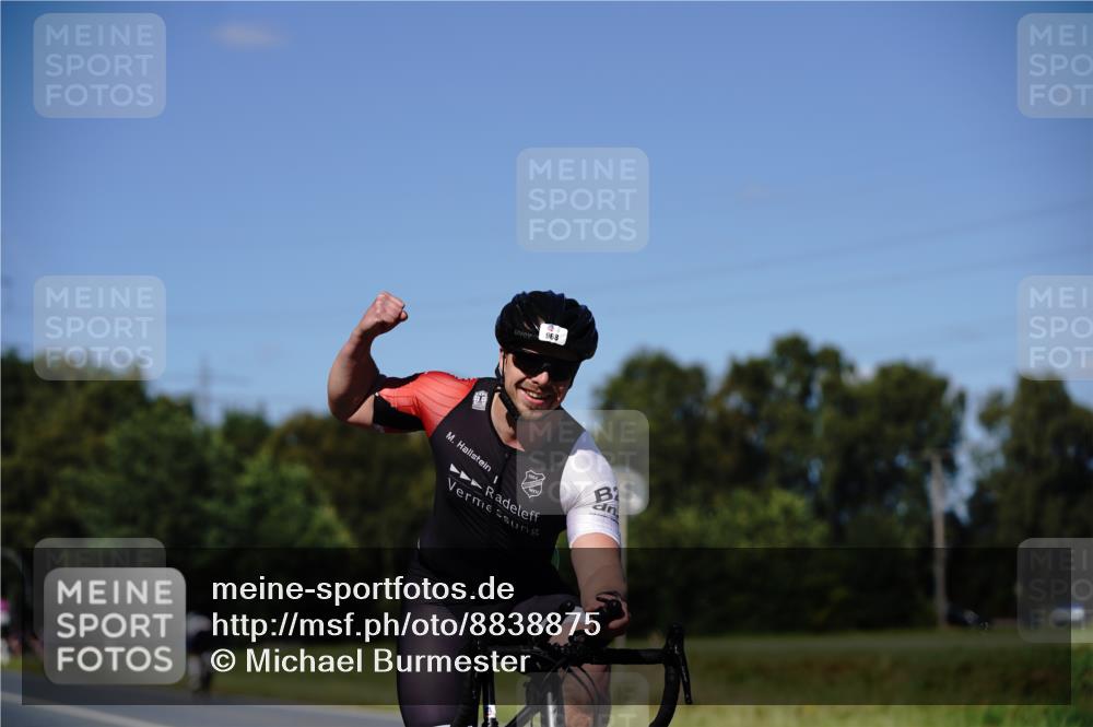 07.09.2025 - 19. Norderstedt Triathlon Michael Burmester http://msf.ph/oto/8838875 07.09.2025 14:36:14 Radfahren 361, 968 meine-sportfotos.de
