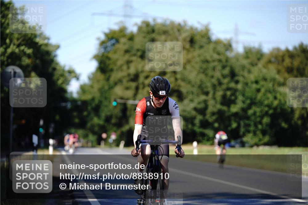 07.09.2025 - 19. Norderstedt Triathlon Michael Burmester http://msf.ph/oto/8838910 07.09.2025 14:36:36 Radfahren 970 meine-sportfotos.de