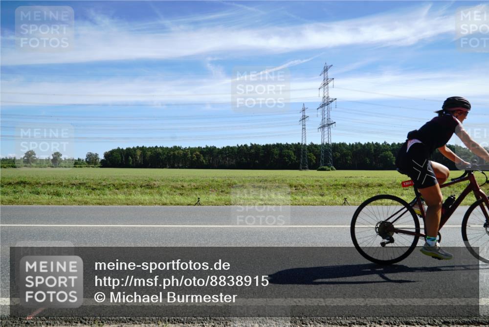 07.09.2025 - 19. Norderstedt Triathlon Michael Burmester http://msf.ph/oto/8838915 07.09.2025 12:09:32 Radfahren 202, 1358 meine-sportfotos.de