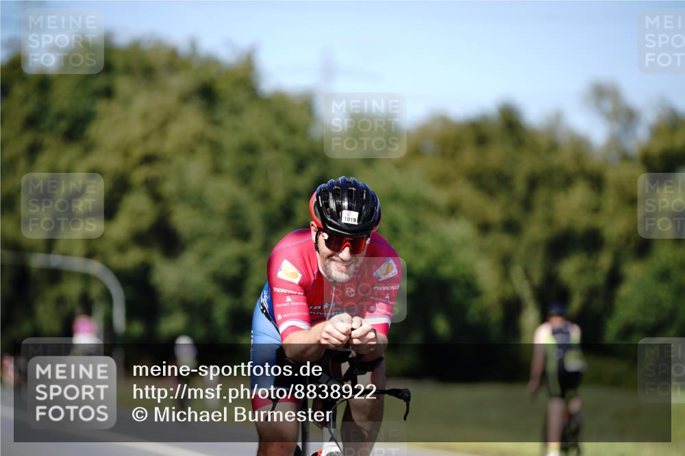 07.09.2025 - 19. Norderstedt Triathlon Michael Burmester http://msf.ph/oto/8838922 07.09.2025 14:36:44 Radfahren 1019 meine-sportfotos.de
