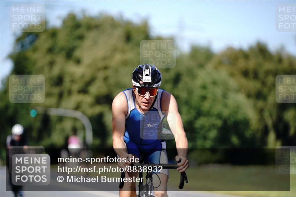 07.09.2025 - 19. Norderstedt Triathlon Michael Burmester http://msf.ph/oto/8838932 07.09.2025 14:36:49 Radfahren 1510 meine-sportfotos.de