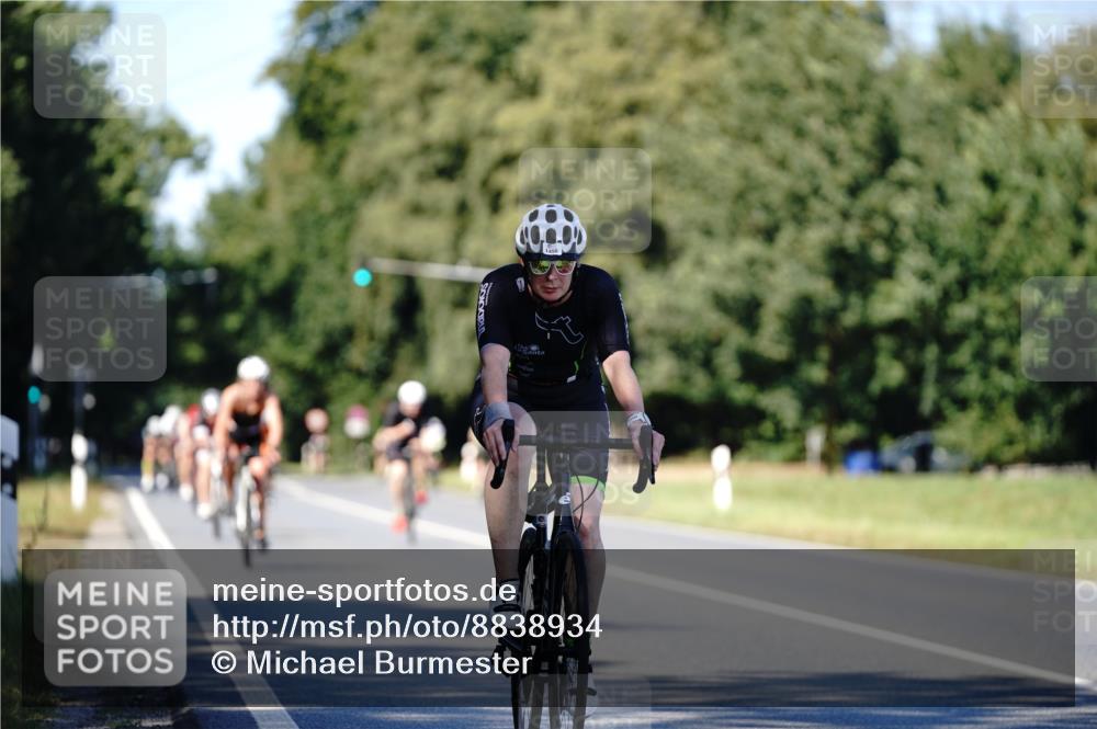 07.09.2025 - 19. Norderstedt Triathlon Michael Burmester http://msf.ph/oto/8838934 07.09.2025 14:36:52 Radfahren 1510 meine-sportfotos.de