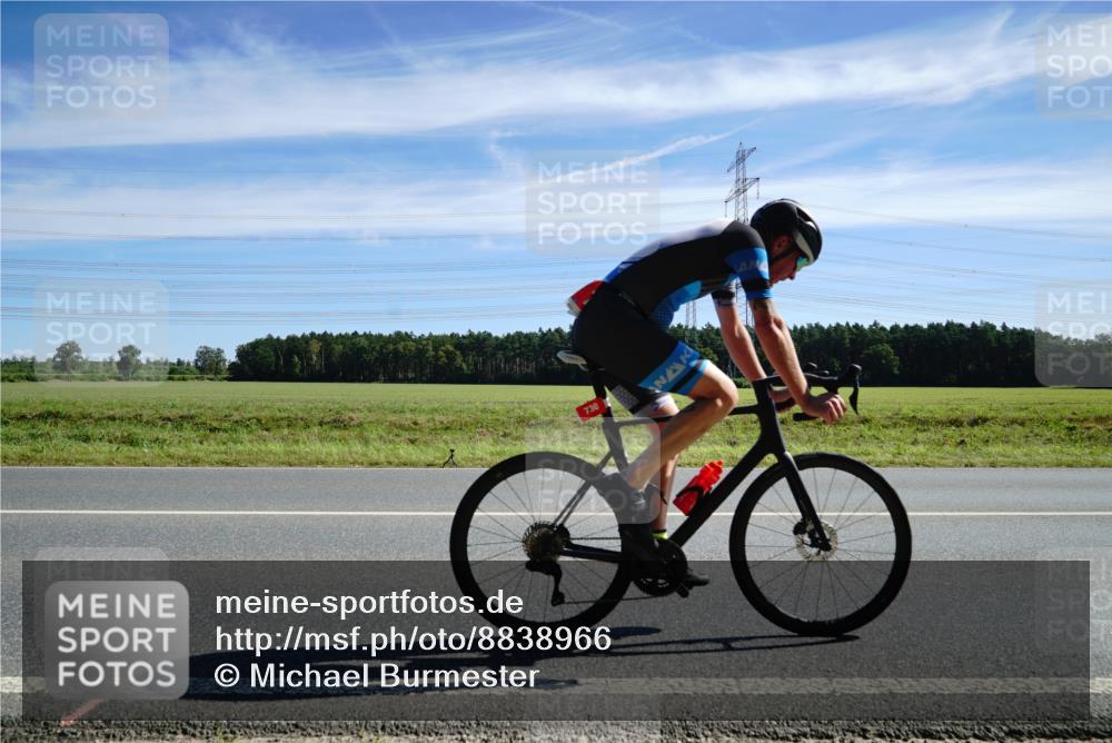 07.09.2025 - 19. Norderstedt Triathlon Michael Burmester http://msf.ph/oto/8838966 07.09.2025 12:10:02 Radfahren 699, 730, 1249 meine-sportfotos.de