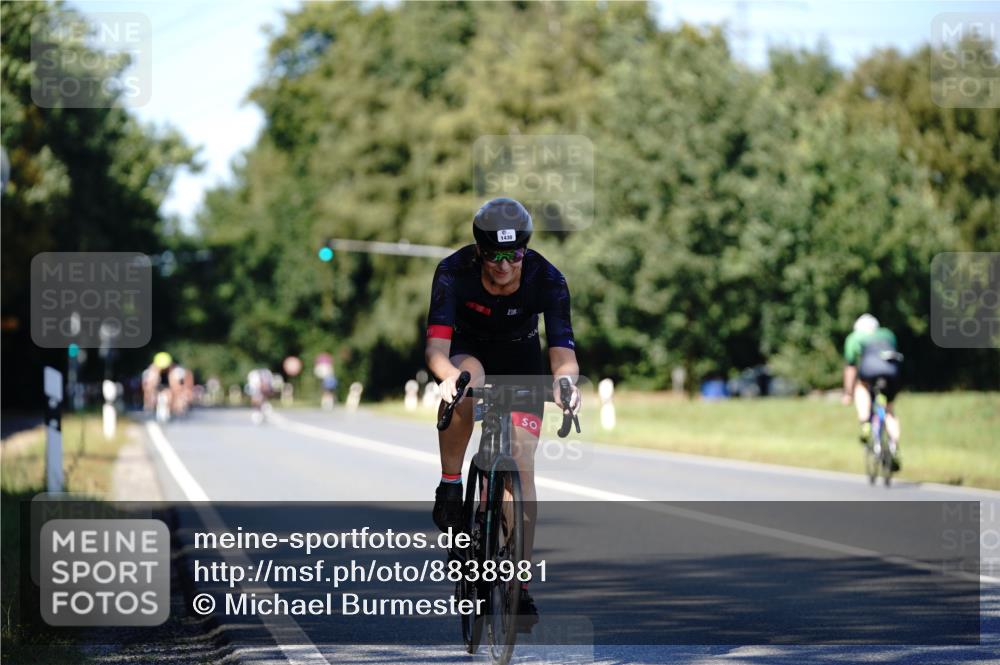 07.09.2025 - 19. Norderstedt Triathlon Michael Burmester http://msf.ph/oto/8838981 07.09.2025 14:37:07 Radfahren 979, 1430, 1431, 1481 meine-sportfotos.de