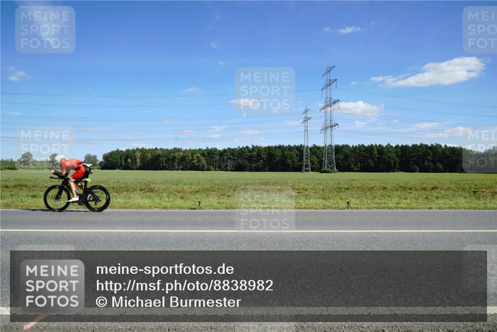 07.09.2025 - 19. Norderstedt Triathlon Michael Burmester http://msf.ph/oto/8838982 07.09.2025 14:19:41 Radfahren 959, 960, 961, 990, 992 meine-sportfotos.de