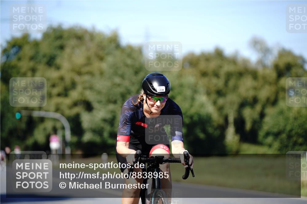 07.09.2025 - 19. Norderstedt Triathlon Michael Burmester http://msf.ph/oto/8838985 07.09.2025 14:37:08 Radfahren 979, 1430, 1431 meine-sportfotos.de