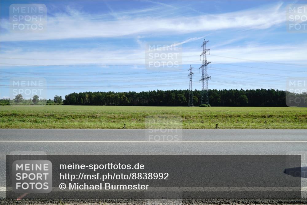 07.09.2025 - 19. Norderstedt Triathlon Michael Burmester http://msf.ph/oto/8838992 07.09.2025 12:10:13 Radfahren 802 meine-sportfotos.de