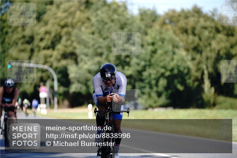 07.09.2025 - 19. Norderstedt Triathlon Michael Burmester http://msf.ph/oto/8838996 07.09.2025 14:37:18 Radfahren 363, 1456, 1471 meine-sportfotos.de