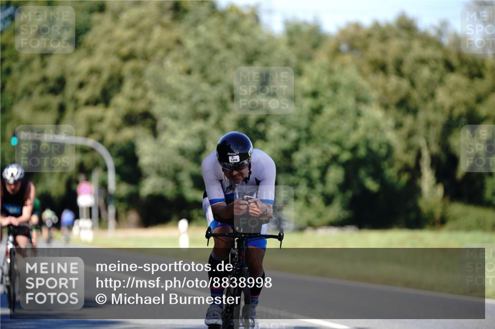 07.09.2025 - 19. Norderstedt Triathlon Michael Burmester http://msf.ph/oto/8838998 07.09.2025 14:37:18 Radfahren 363, 1456, 1471 meine-sportfotos.de