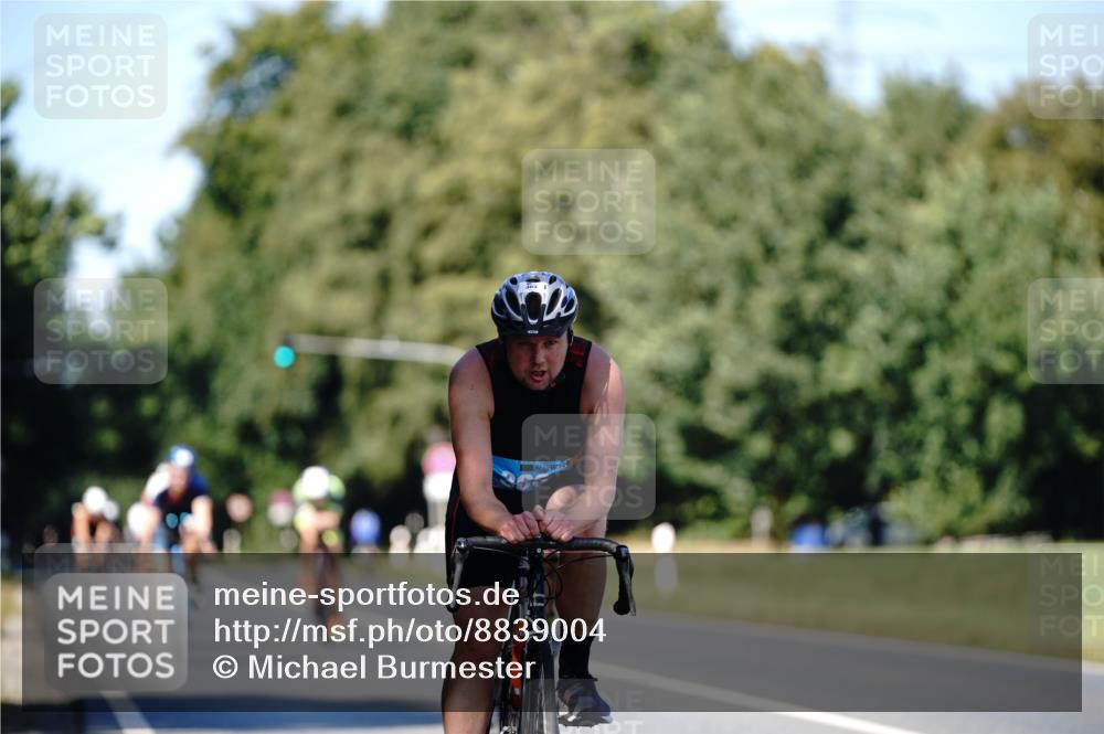 07.09.2025 - 19. Norderstedt Triathlon Michael Burmester http://msf.ph/oto/8839004 07.09.2025 14:37:20 Radfahren 363, 1456, 1471, 1489 meine-sportfotos.de
