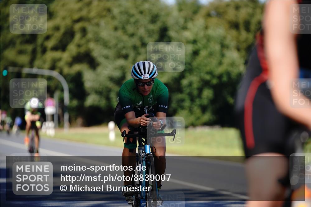 07.09.2025 - 19. Norderstedt Triathlon Michael Burmester http://msf.ph/oto/8839007 07.09.2025 14:37:21 Radfahren 363, 1456, 1469, 1489 meine-sportfotos.de