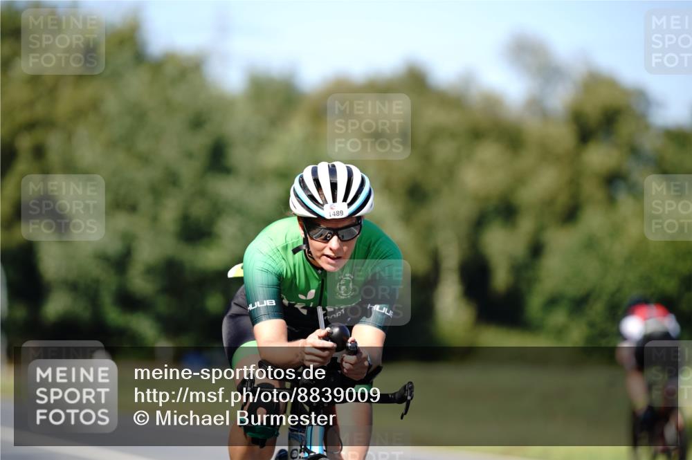 07.09.2025 - 19. Norderstedt Triathlon Michael Burmester http://msf.ph/oto/8839009 07.09.2025 14:37:22 Radfahren 363, 1453, 1456, 1469, 1470, 1489 meine-sportfotos.de
