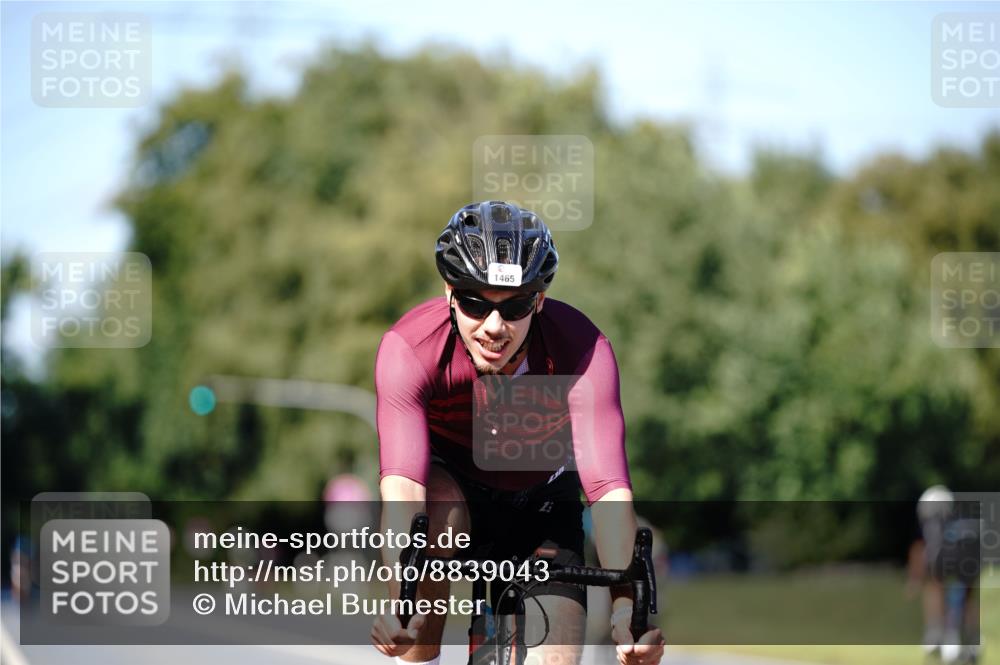 07.09.2025 - 19. Norderstedt Triathlon Michael Burmester http://msf.ph/oto/8839043 07.09.2025 14:37:31 Radfahren 472, 1465 meine-sportfotos.de