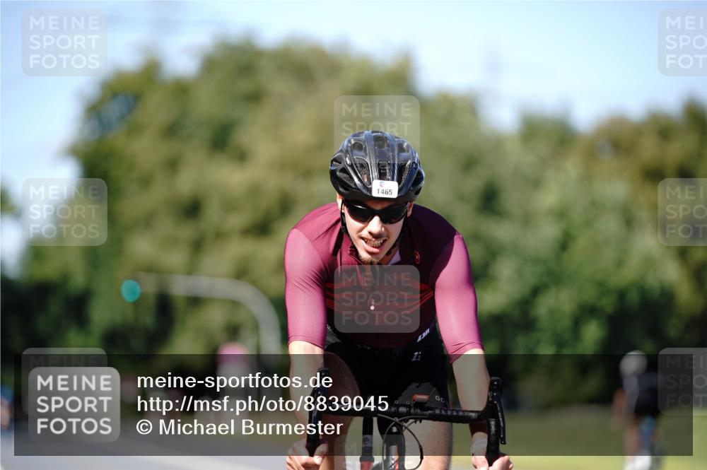 07.09.2025 - 19. Norderstedt Triathlon Michael Burmester http://msf.ph/oto/8839045 07.09.2025 14:37:31 Radfahren 472, 1465 meine-sportfotos.de