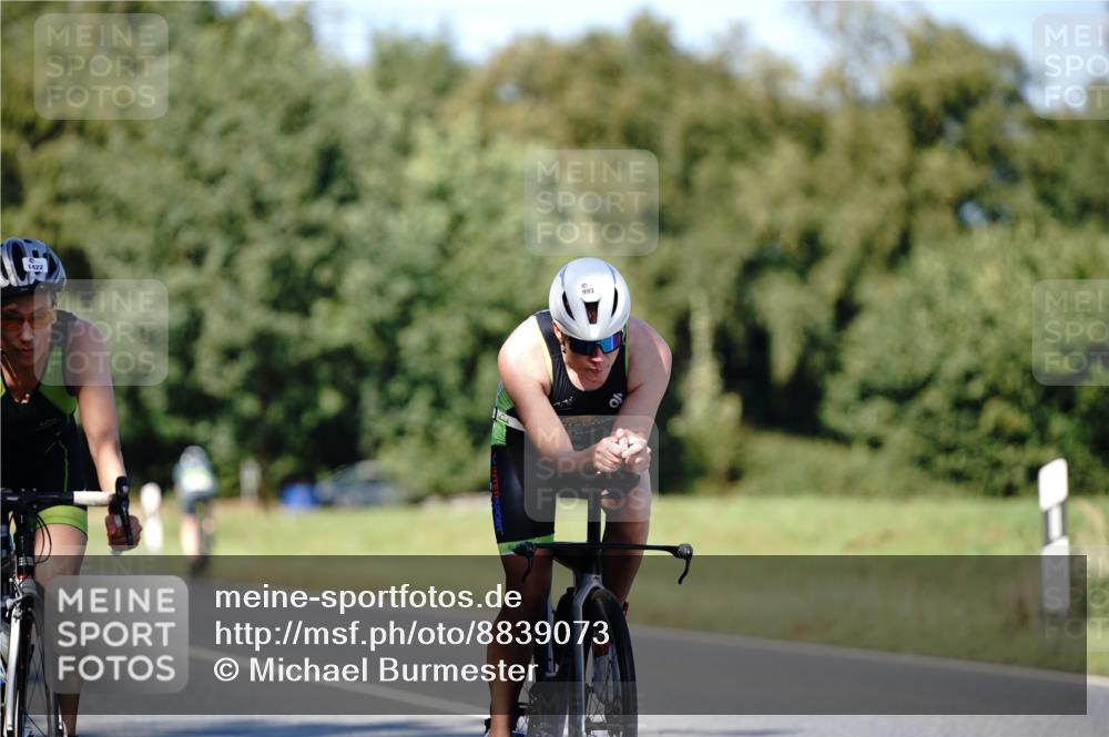 07.09.2025 - 19. Norderstedt Triathlon Michael Burmester http://msf.ph/oto/8839073 07.09.2025 14:37:58 Radfahren 972, 993, 1422 meine-sportfotos.de